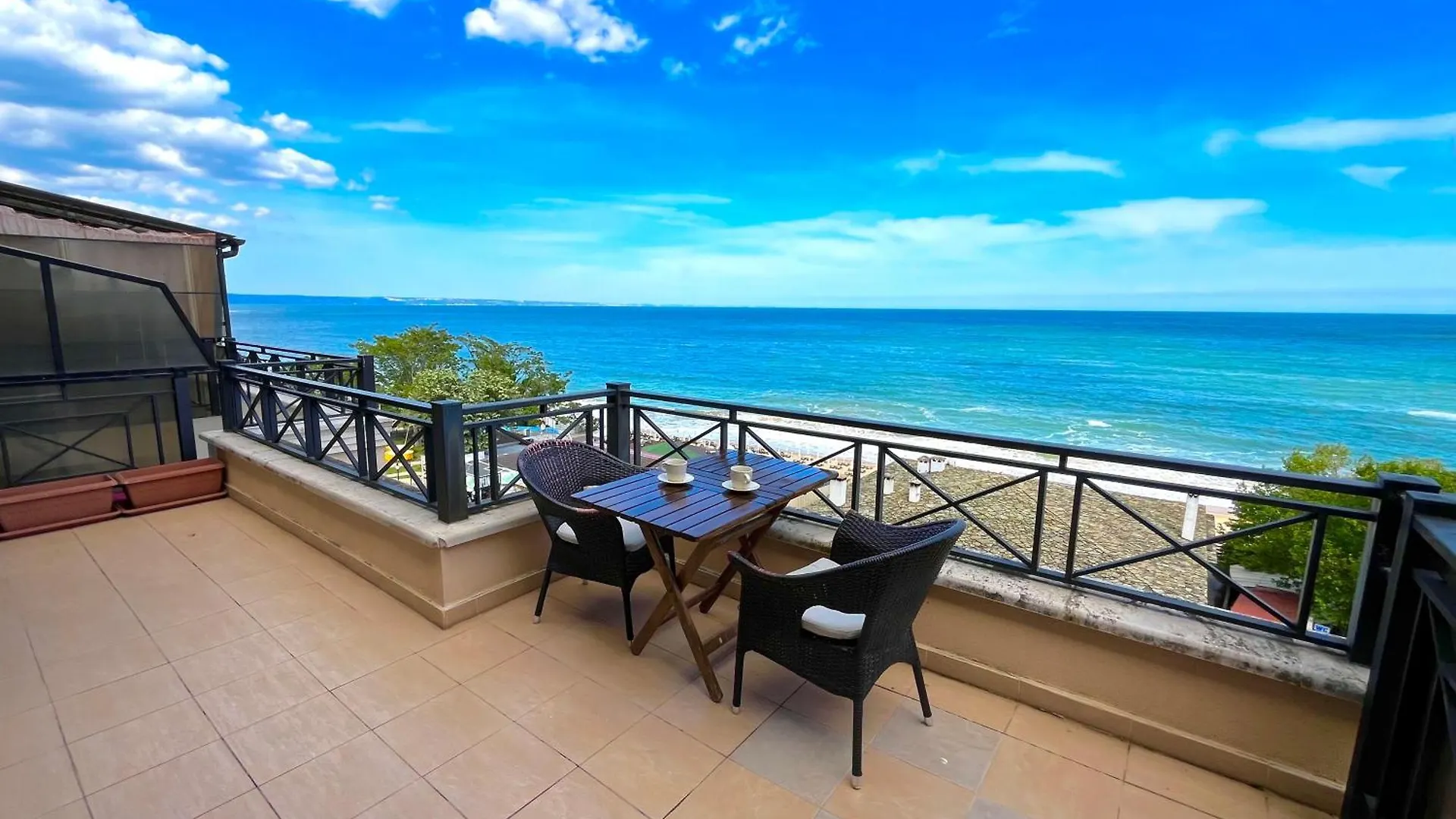 Sirena Apartament First Line Nisipurile de Aur